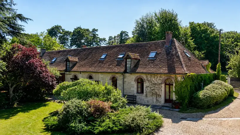 Les Grandes Écuries guest house
