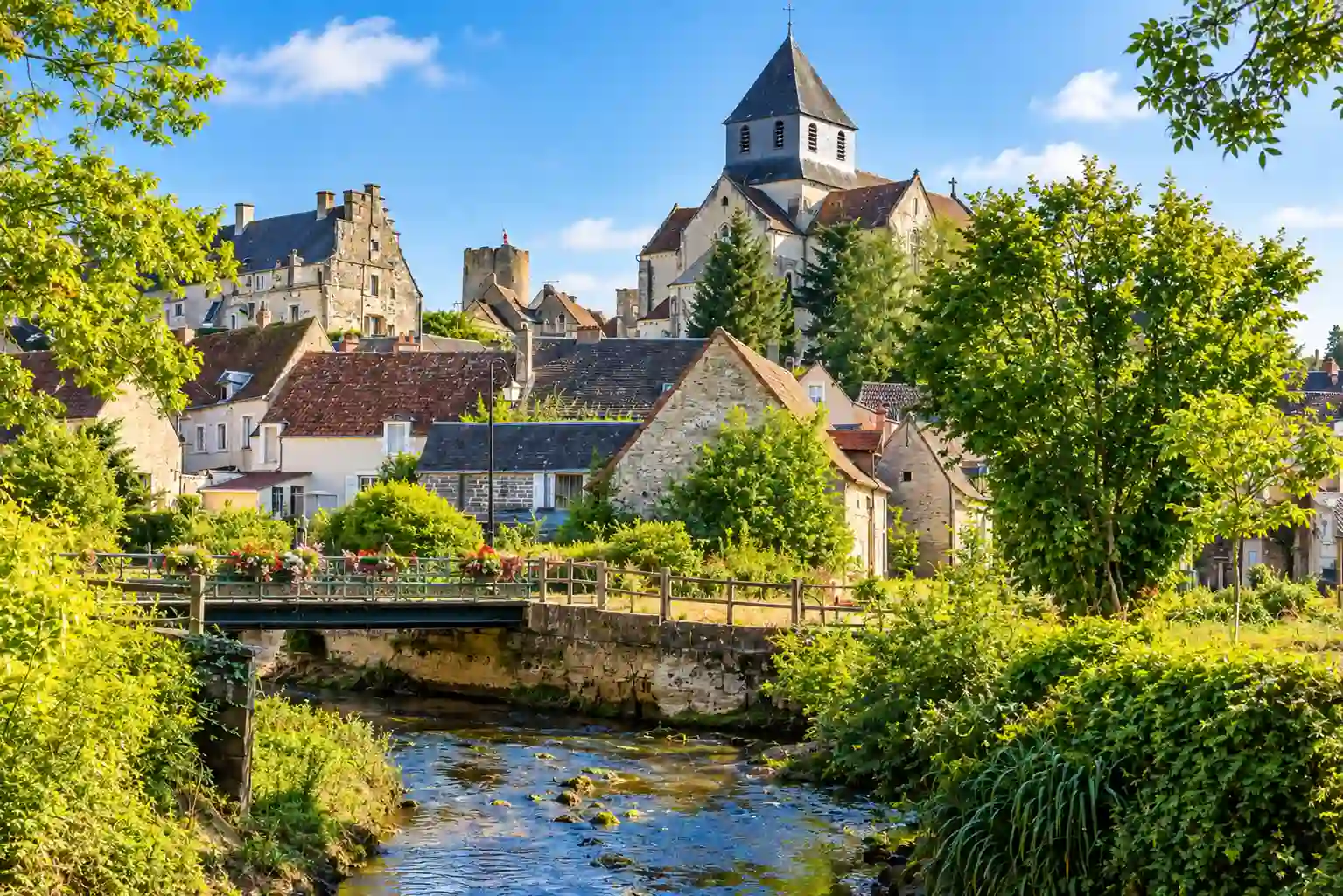 Medieval keep of Châtillon-sur-Indre and the lakes of the Brenne